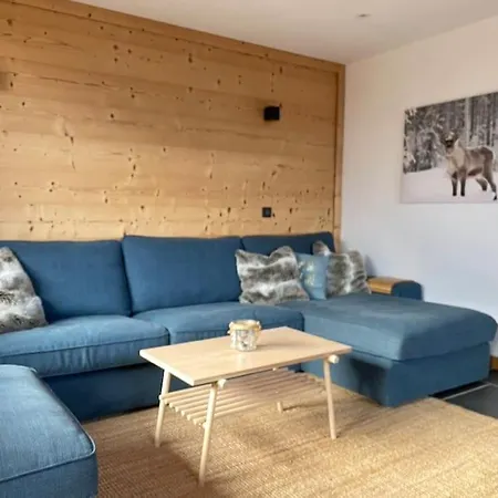 Apartment Stijlvol 4-kamerappartement In Aan De Piste